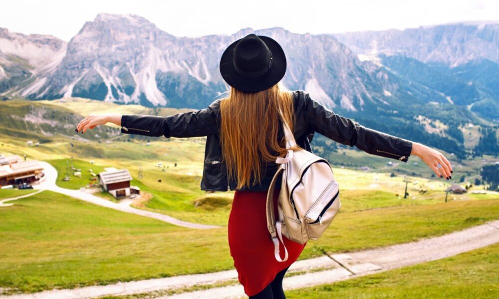 why-traveling-is-the-best-education-you-can-give-yourself